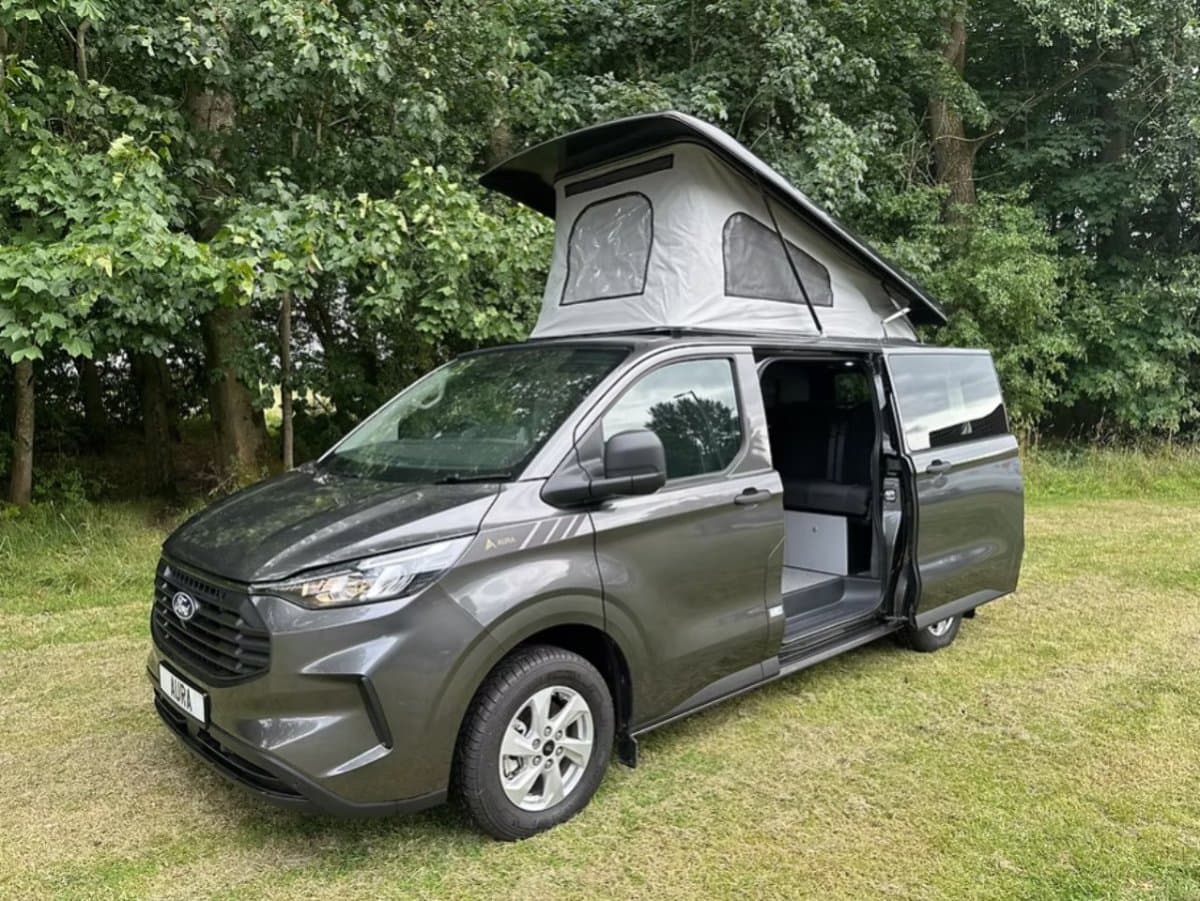 Ford Transit Custom - image 1 of 16