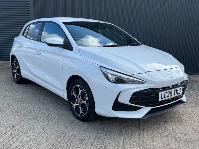 2025 MG MG3
