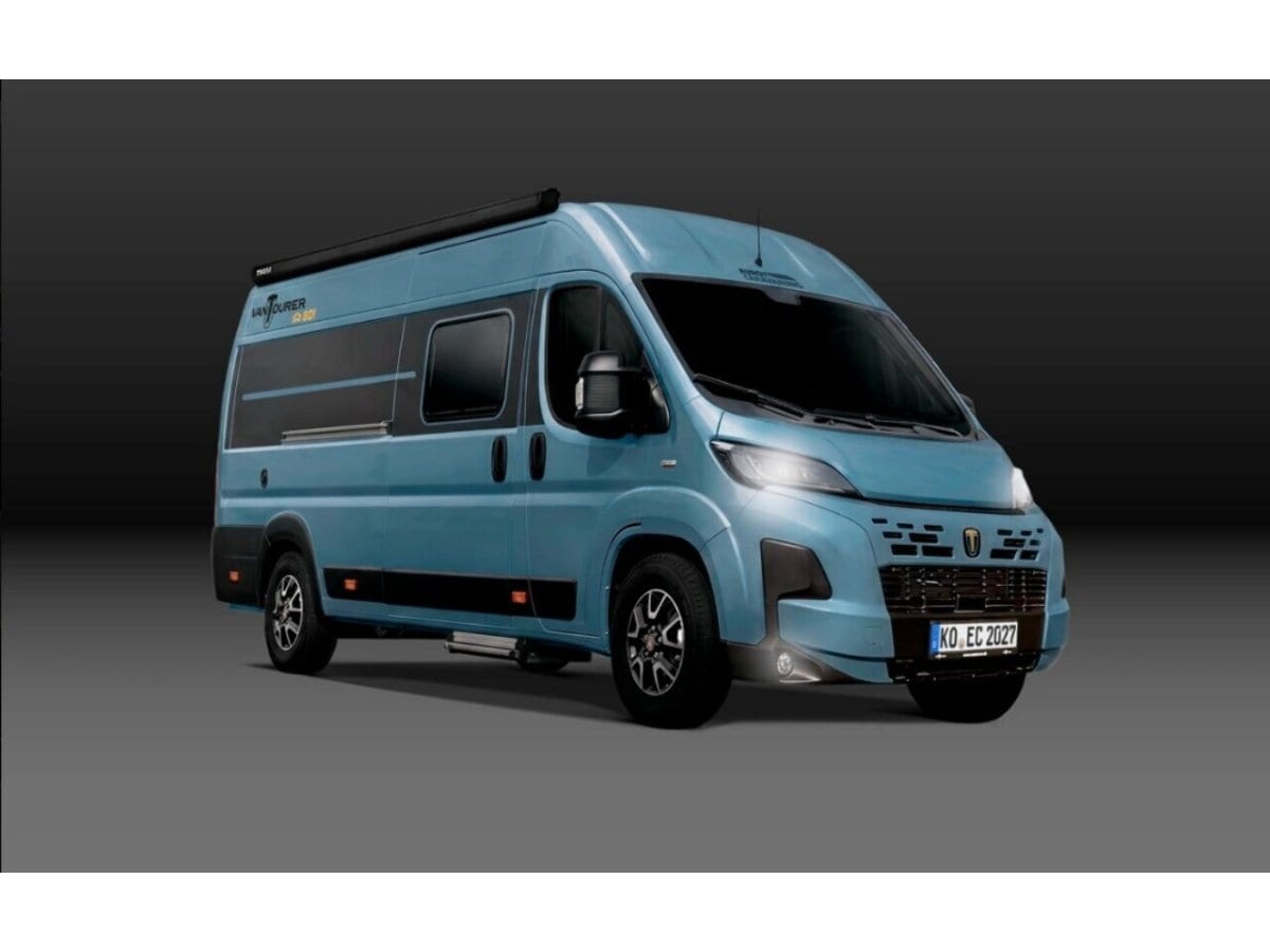 VanTourer 540D - image 1 of 9