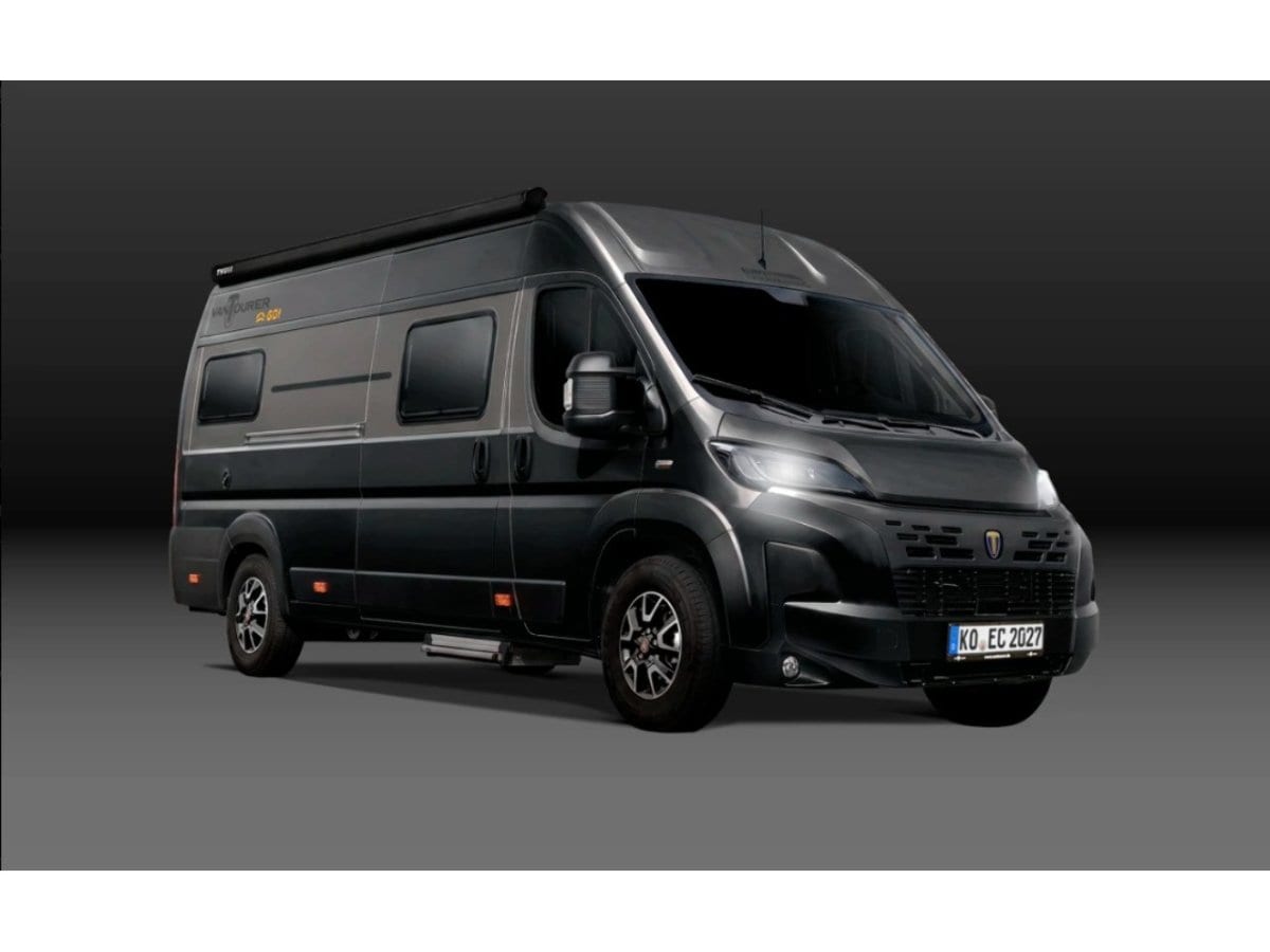 VanTourer 630L - image 1 of 9