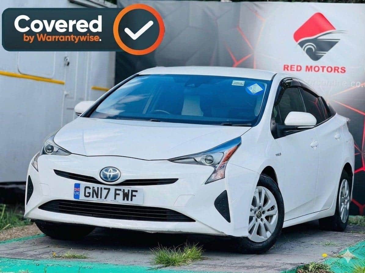 Toyota Prius - image 1 of 20