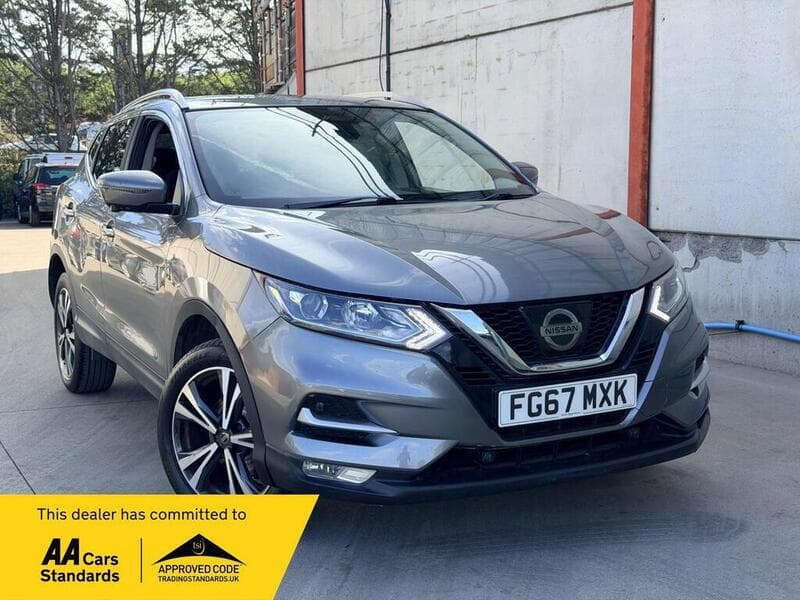 Nissan Qashqai - image 1 of 33
