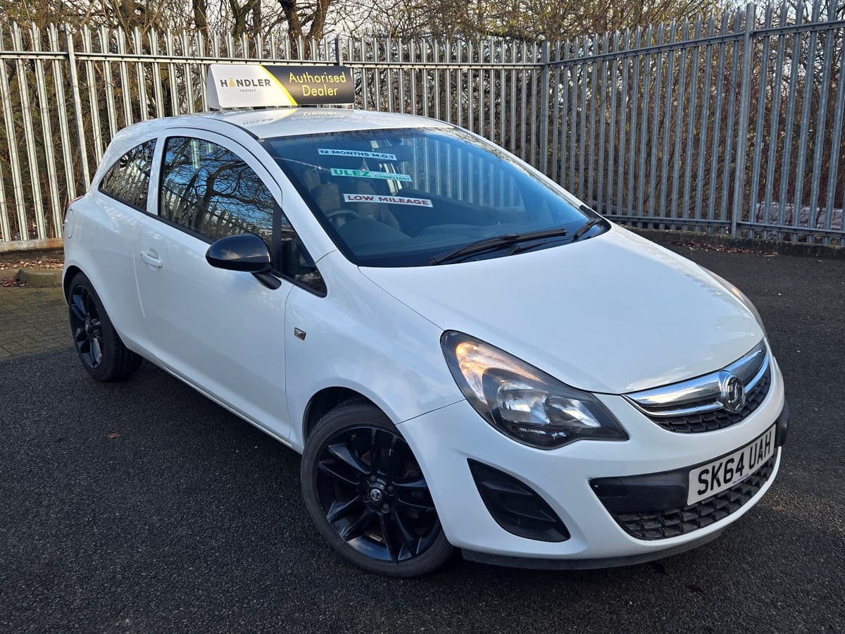 Vauxhall Corsa - image 1 of 15