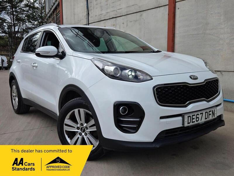 Kia Sportage - image 1 of 33