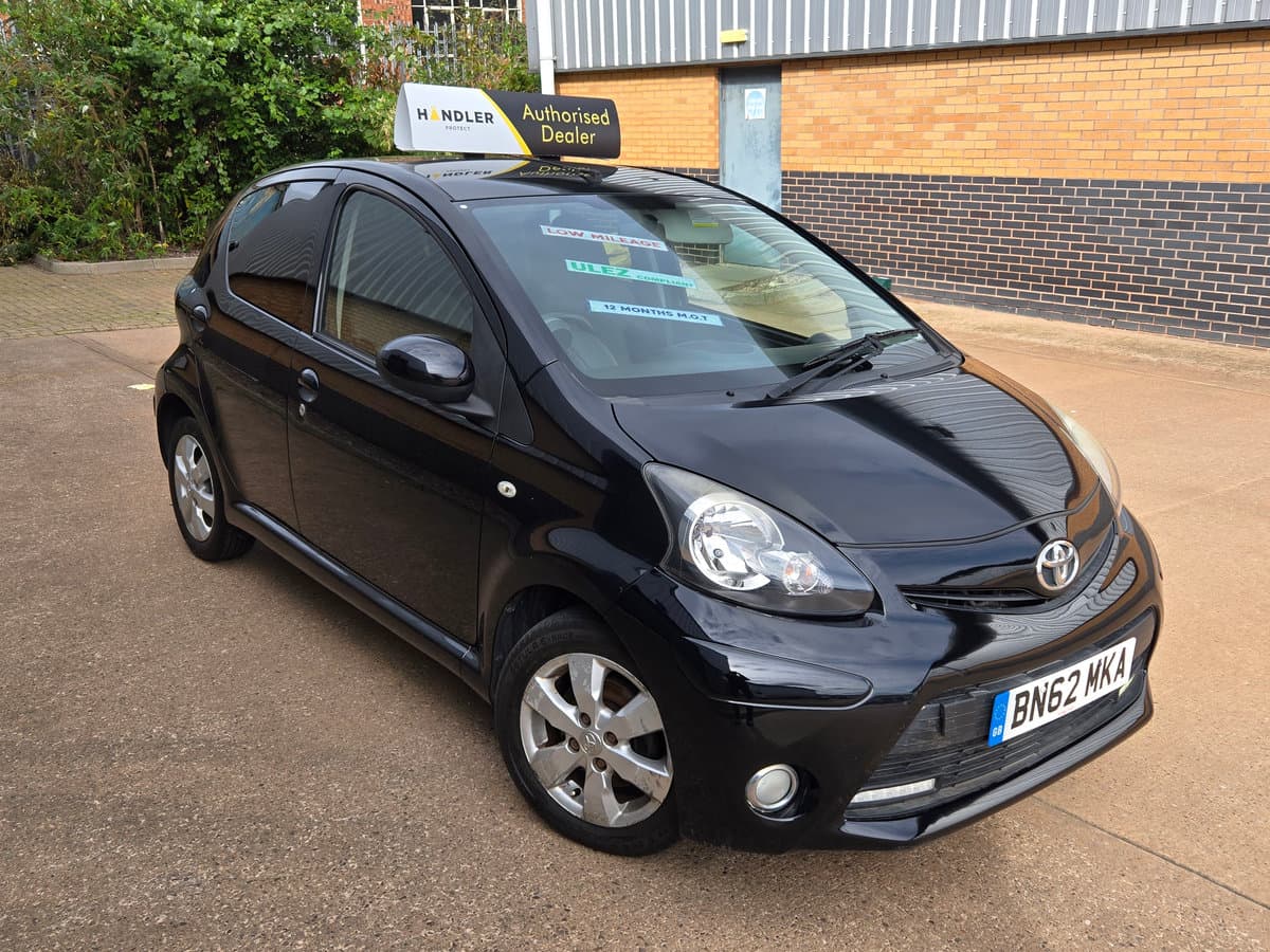 Toyota Aygo - image 1 of 6
