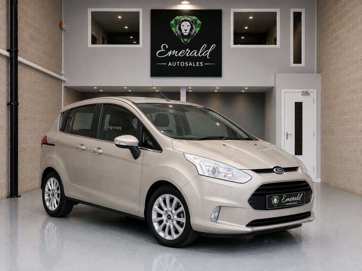 Ford B-MAX - image 1 of 6