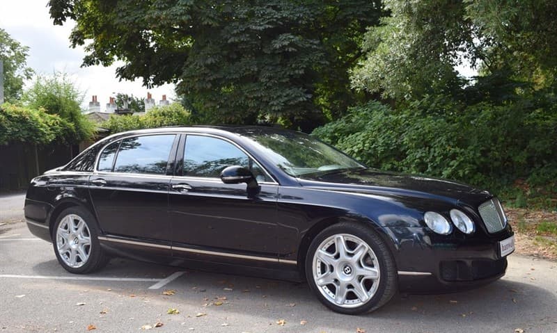 Bentley Flying Spur - image 1 of 16