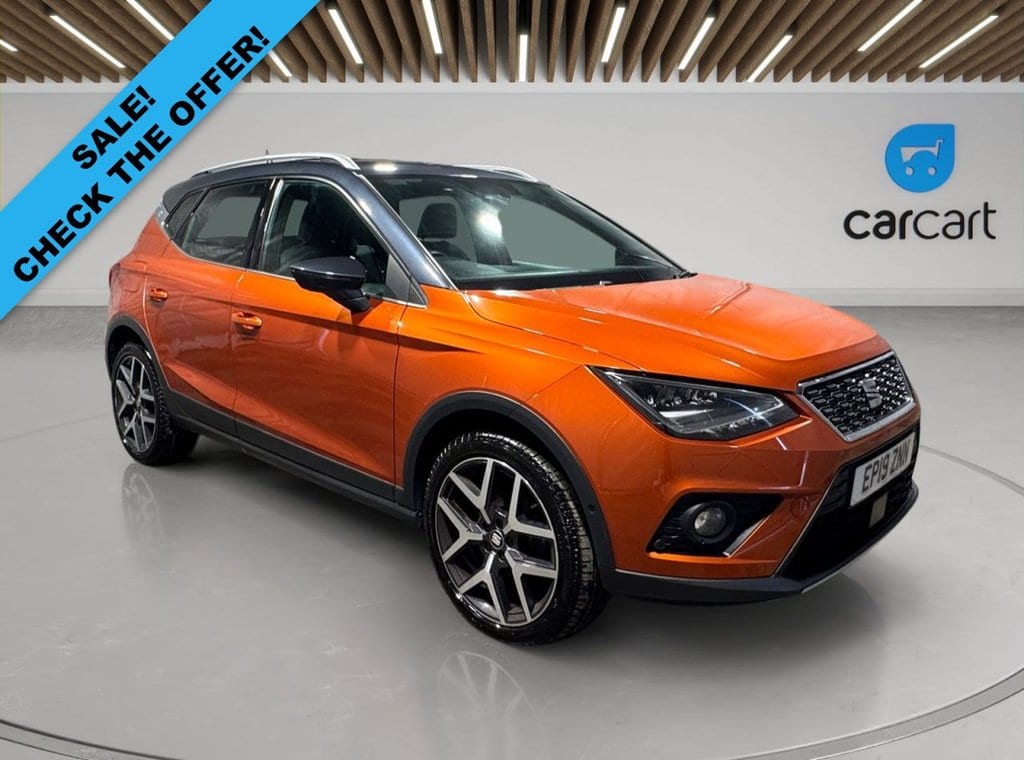 SEAT Arona - image 1 of 47