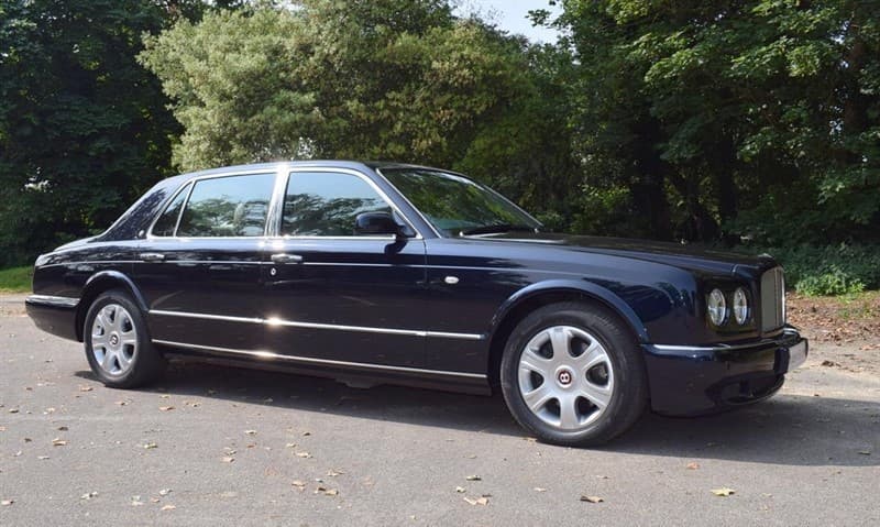 Bentley Arnage - image 1 of 16