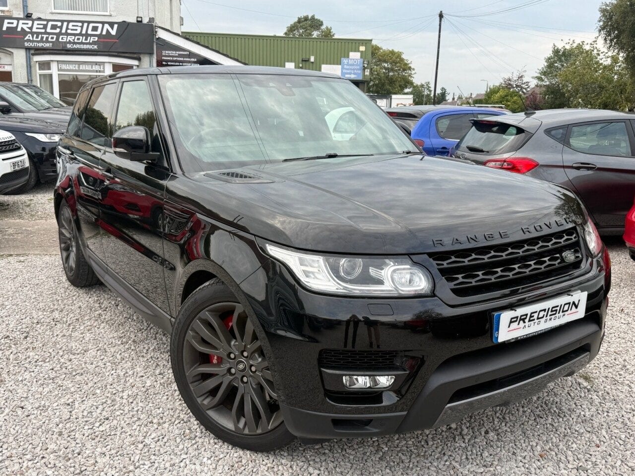 Land Rover Range Rover Sport - image 1 of 46