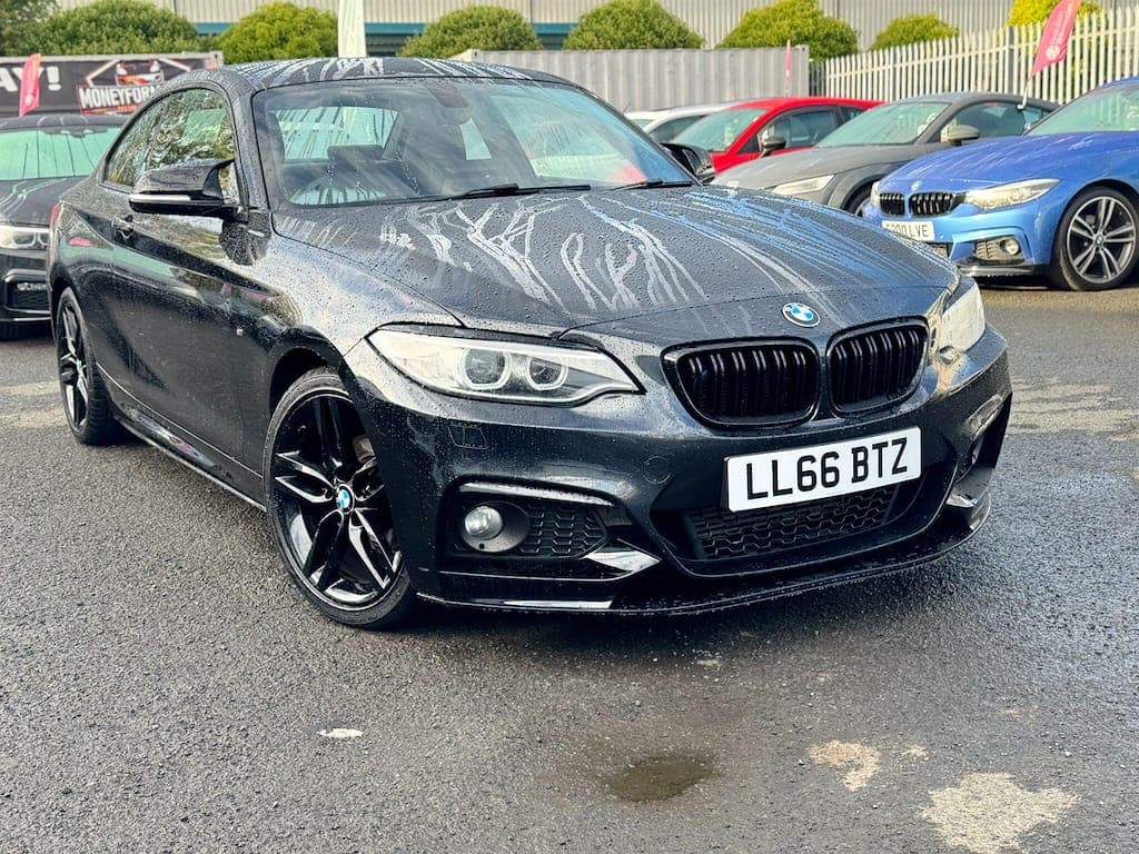 BMW 2 Series - image 1 of 39