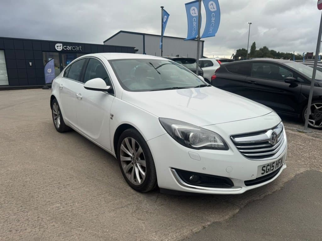 Vauxhall Insignia - image 1 of 12