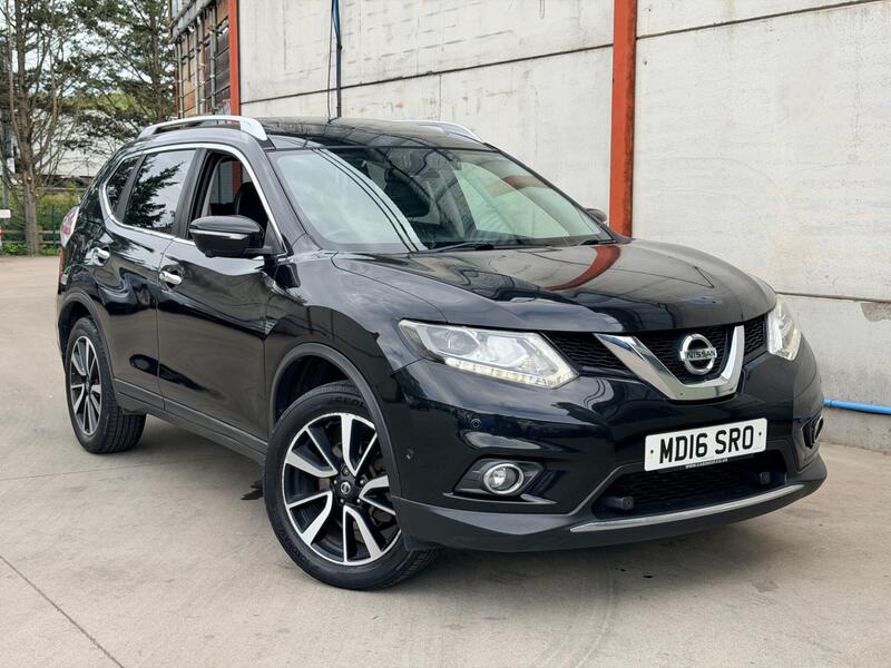Nissan X-Trail - image 1 of 37