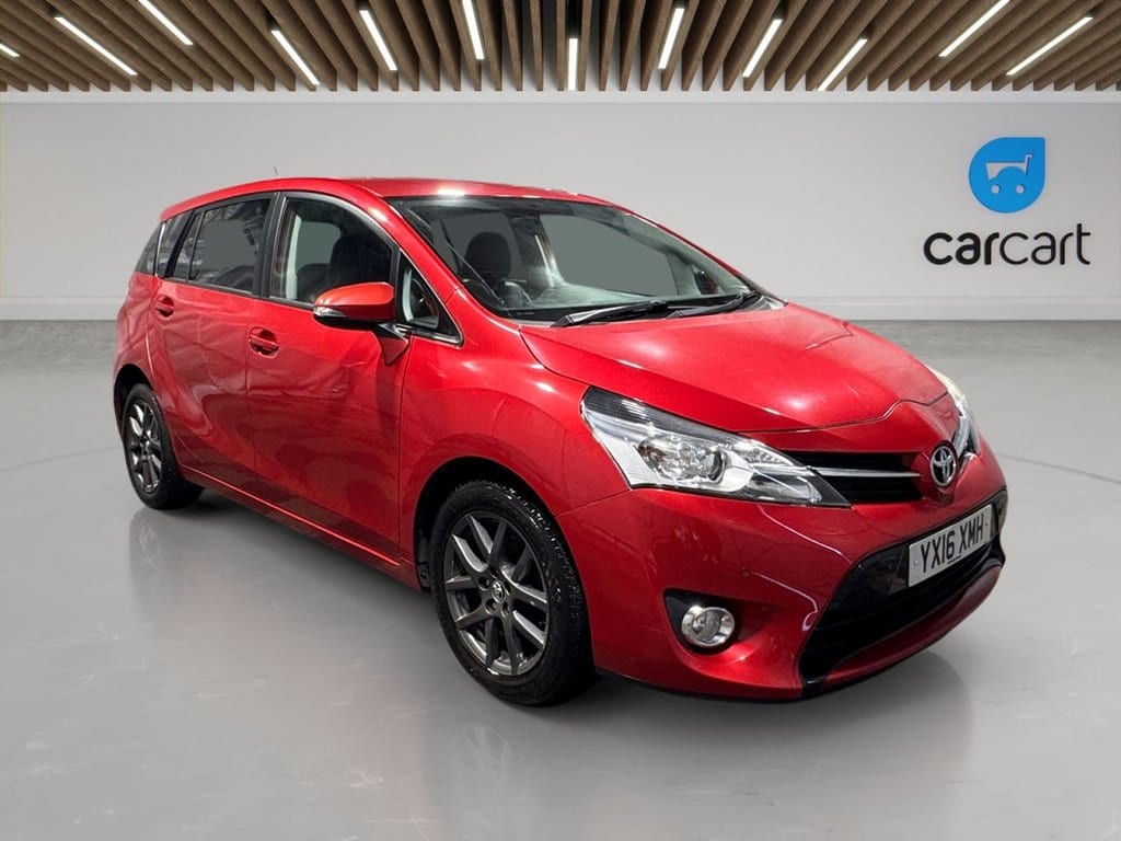 Toyota Verso - image 1 of 40
