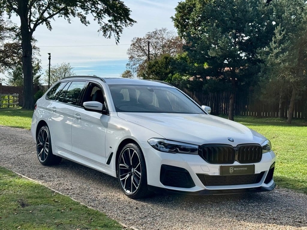 BMW 5 Series - image 1 of 49