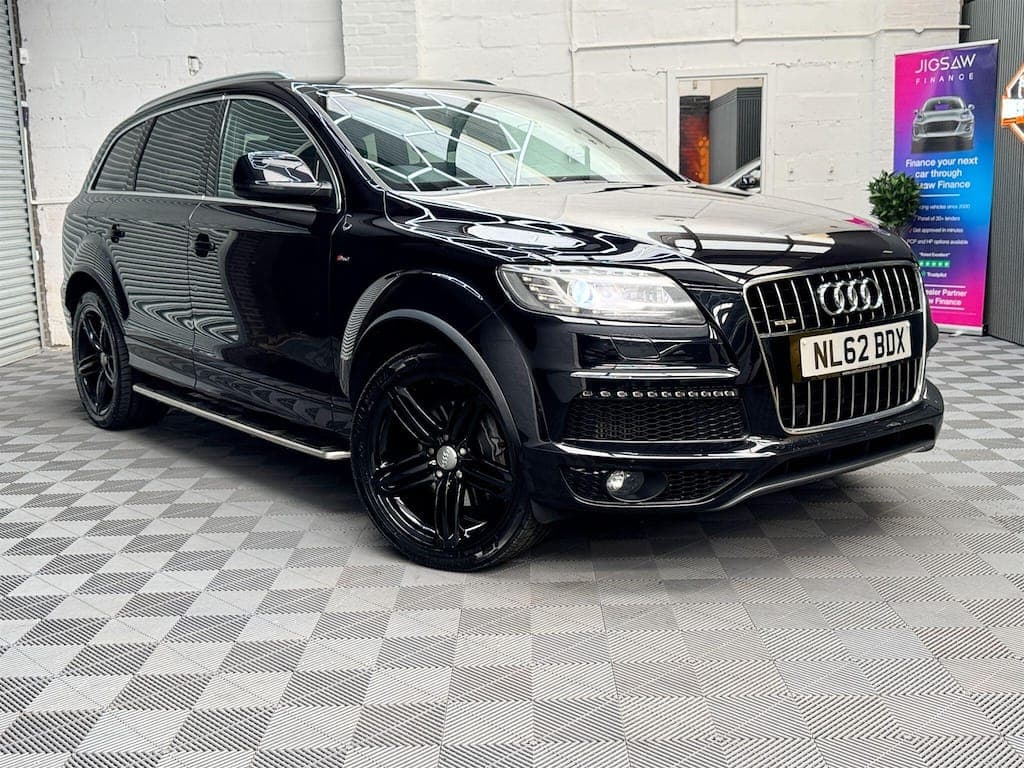 Audi Q7 - image 1 of 60