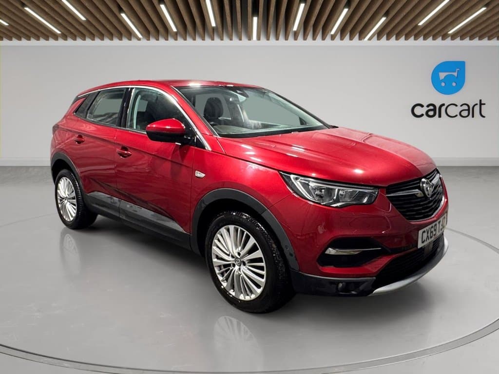 Vauxhall Grandland X - image 1 of 44