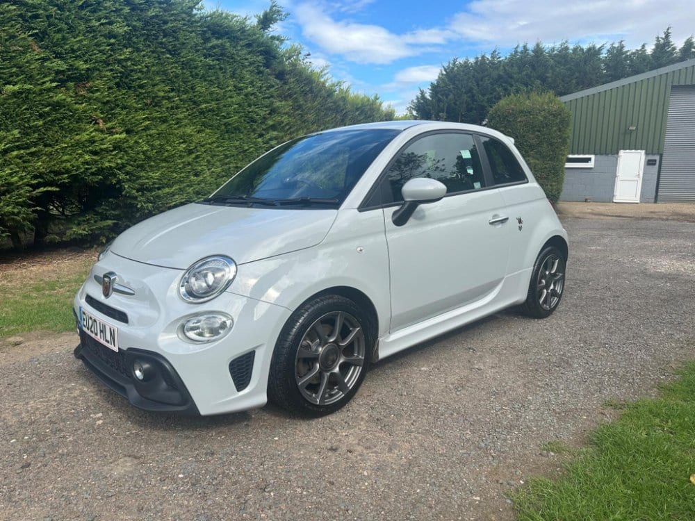 Abarth 595 - image 1 of 36
