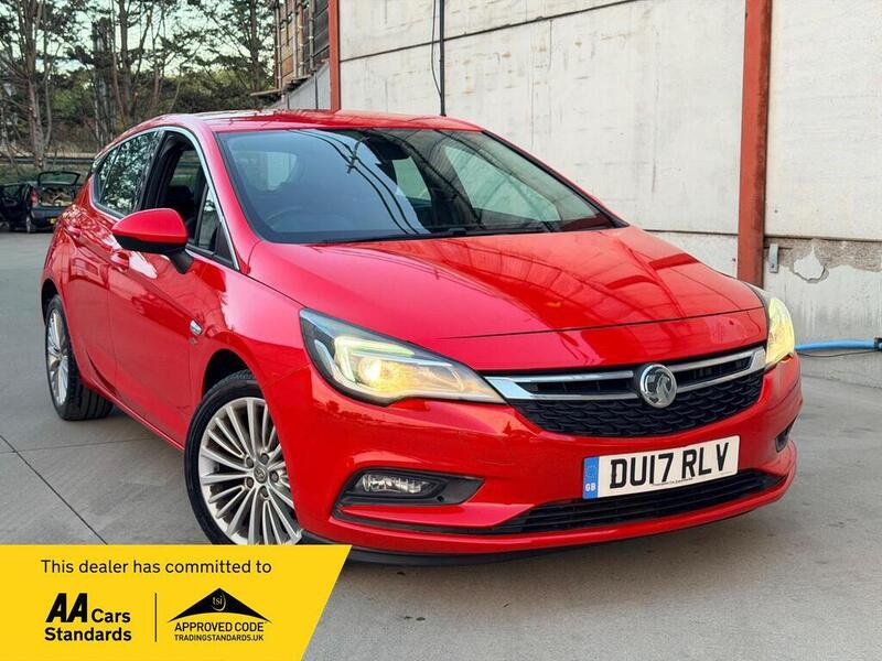 Vauxhall Astra - image 1 of 30