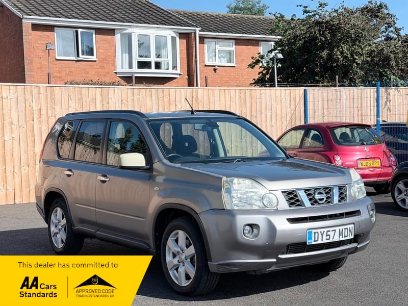Nissan X-Trail - image 1 of 13