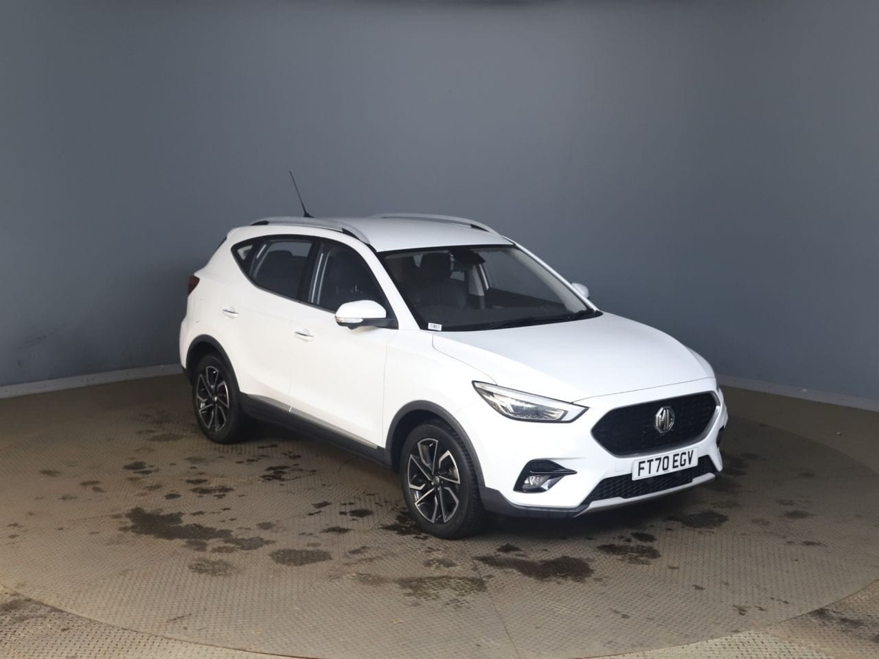 MG ZS - image 1 of 12