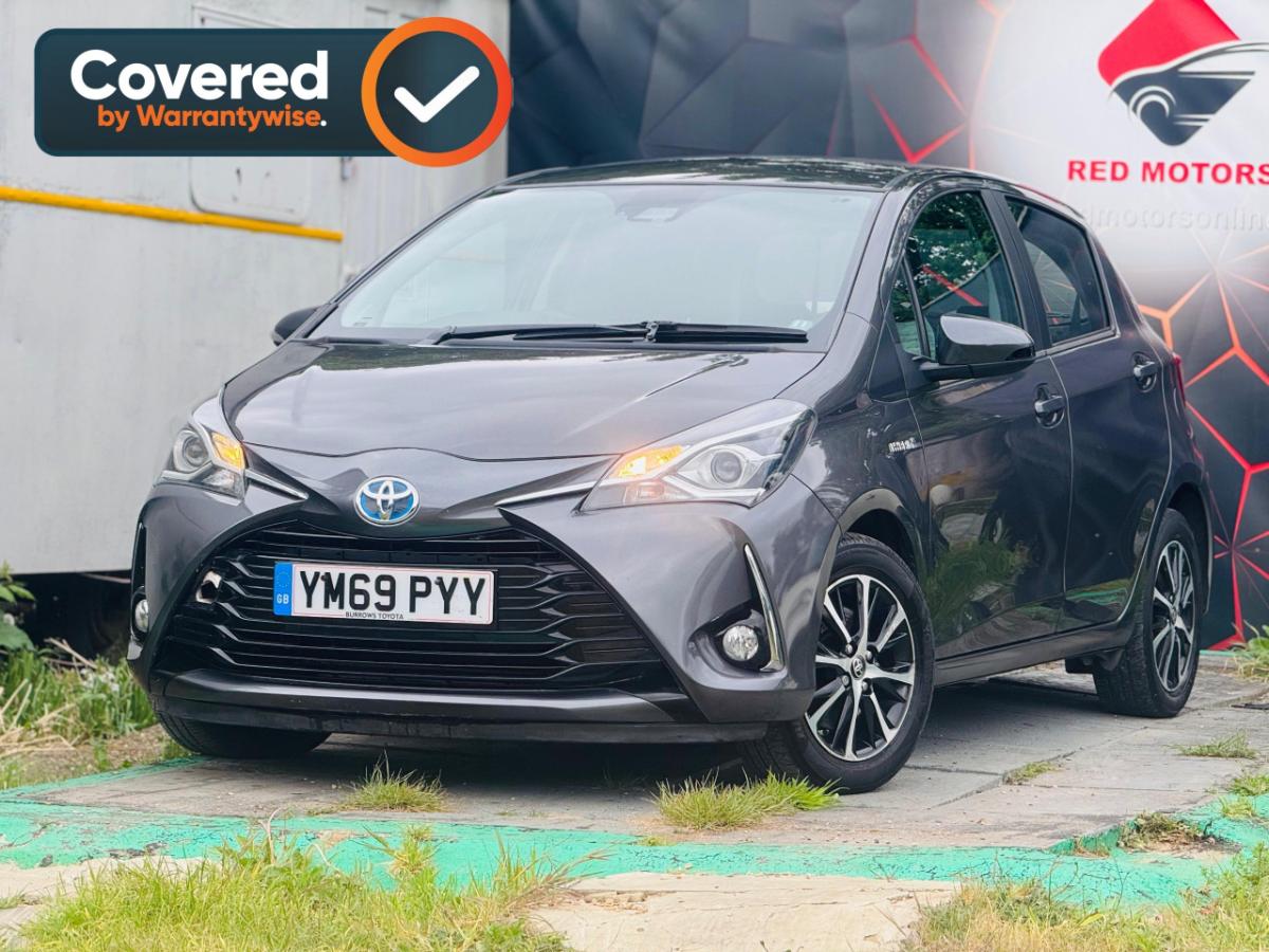 Toyota Yaris - image 1 of 20