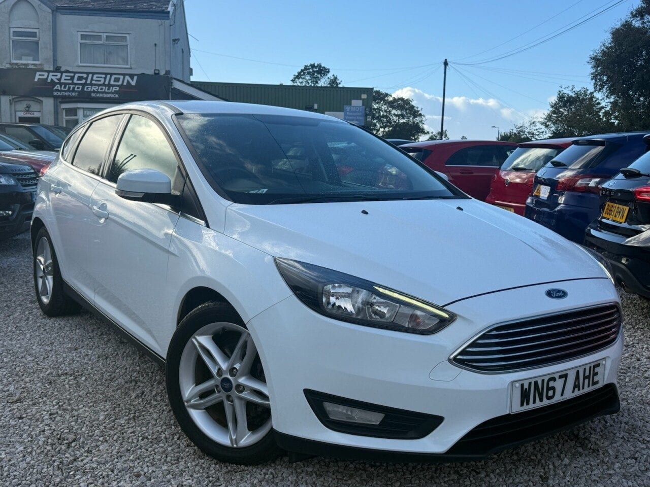 Ford Focus - image 1 of 41