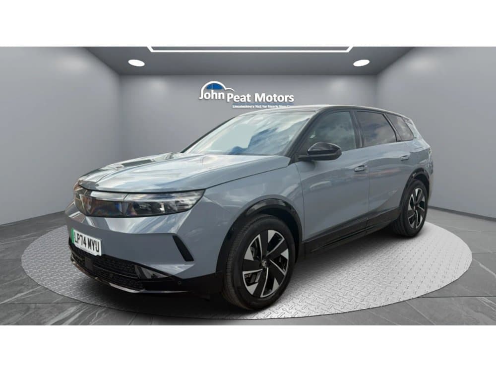 Vauxhall Grandland Electric - image 1 of 25