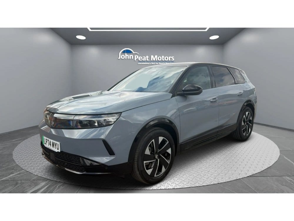 Vauxhall Grandland Electric - image 1 of 25