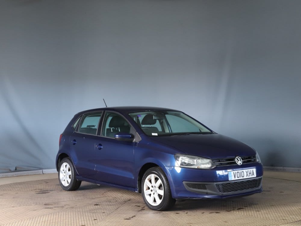 Volkswagen Polo - image 1 of 15
