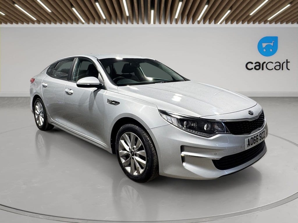 Kia Optima - image 1 of 45