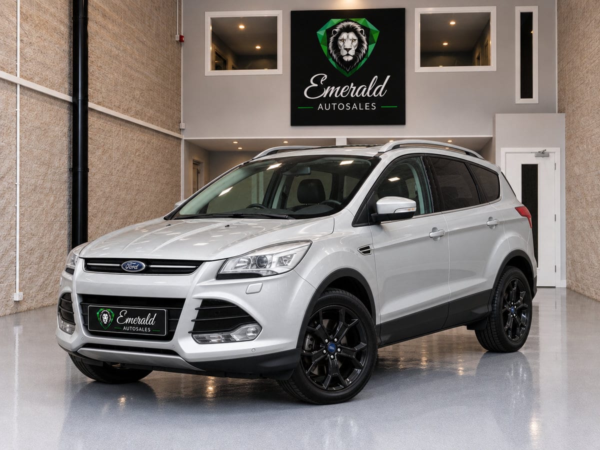 Ford Kuga - image 1 of 10