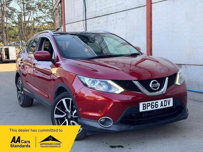Nissan Qashqai - image 1 of 34