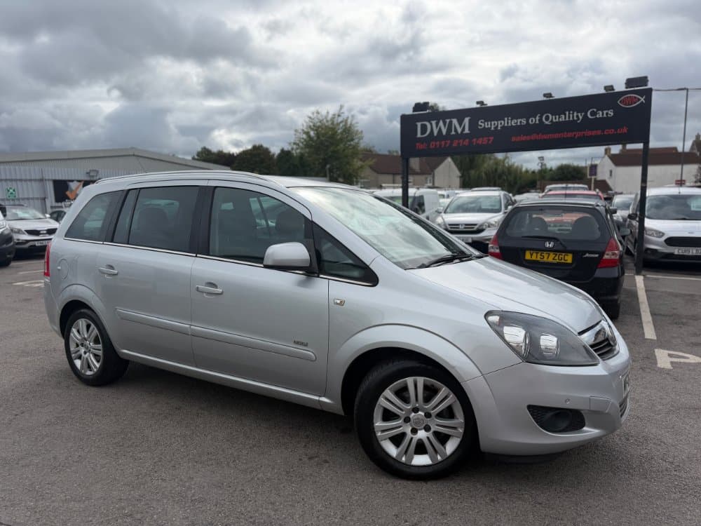 Vauxhall Zafira - image 1 of 15