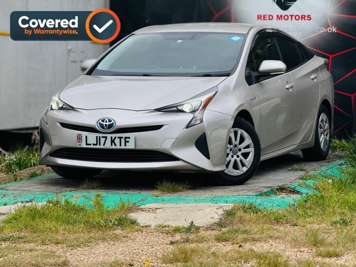 Toyota Prius - image 1 of 20