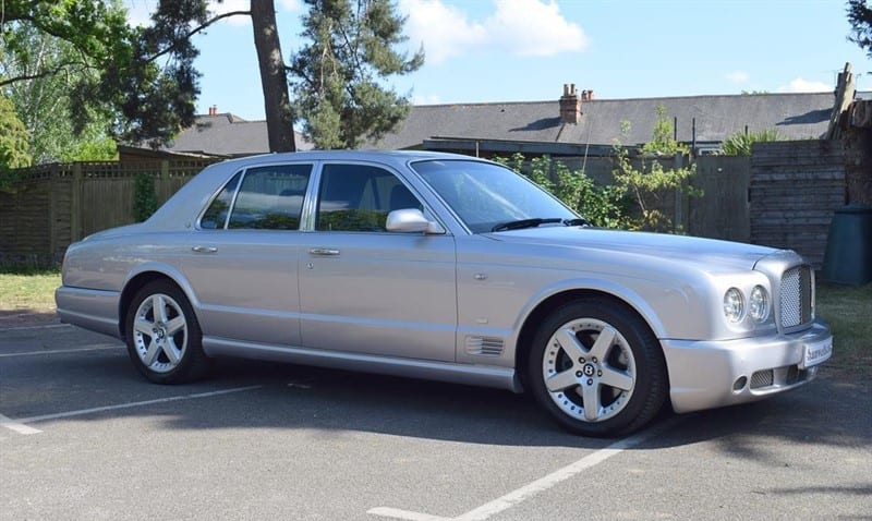 Bentley Arnage - image 1 of 16
