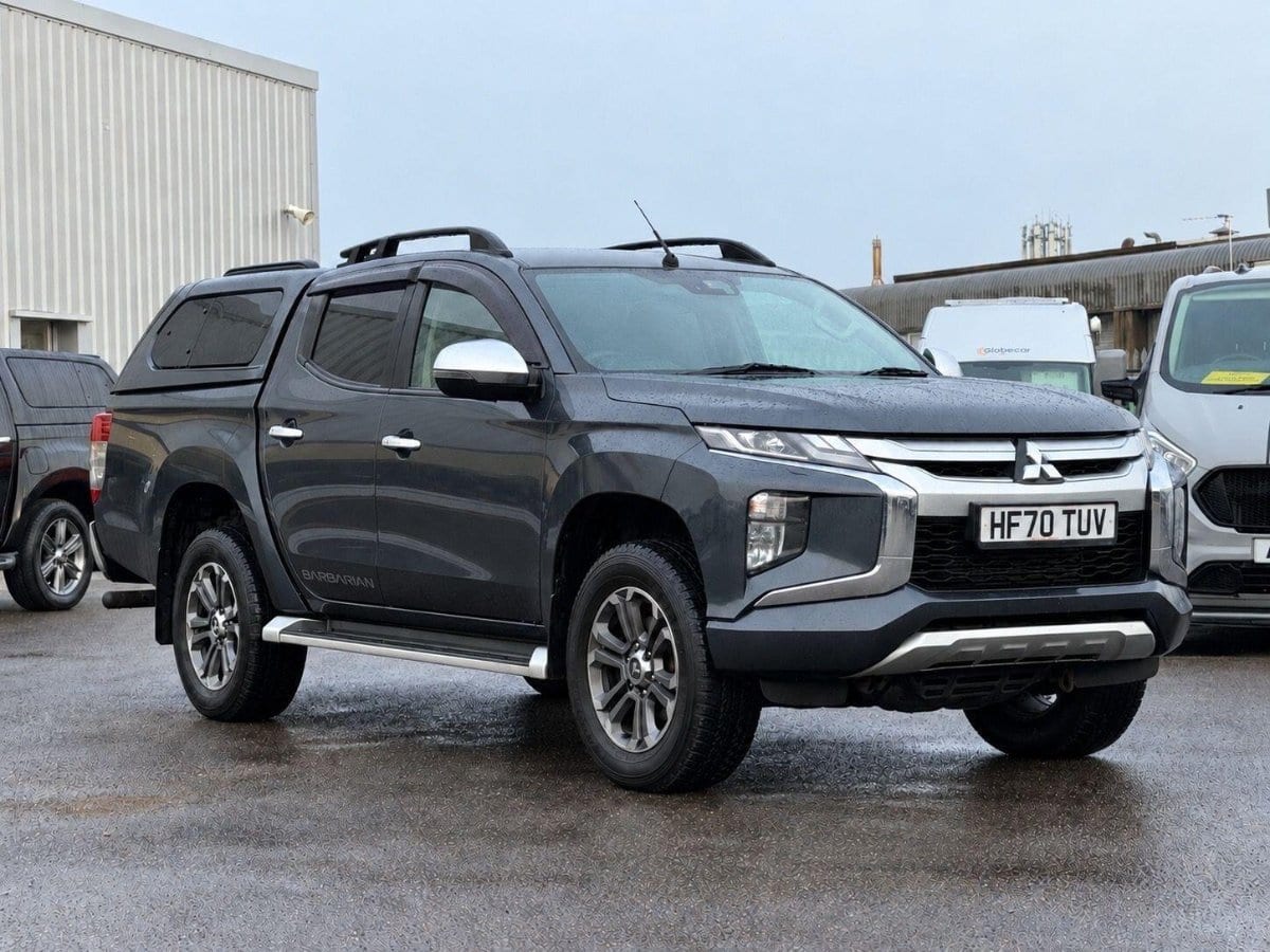 Mitsubishi L200 - image 1 of 11