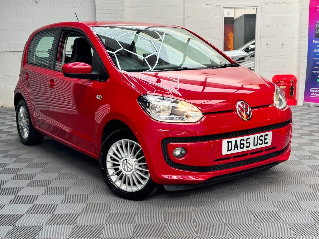 Volkswagen Up - image 1 of 38