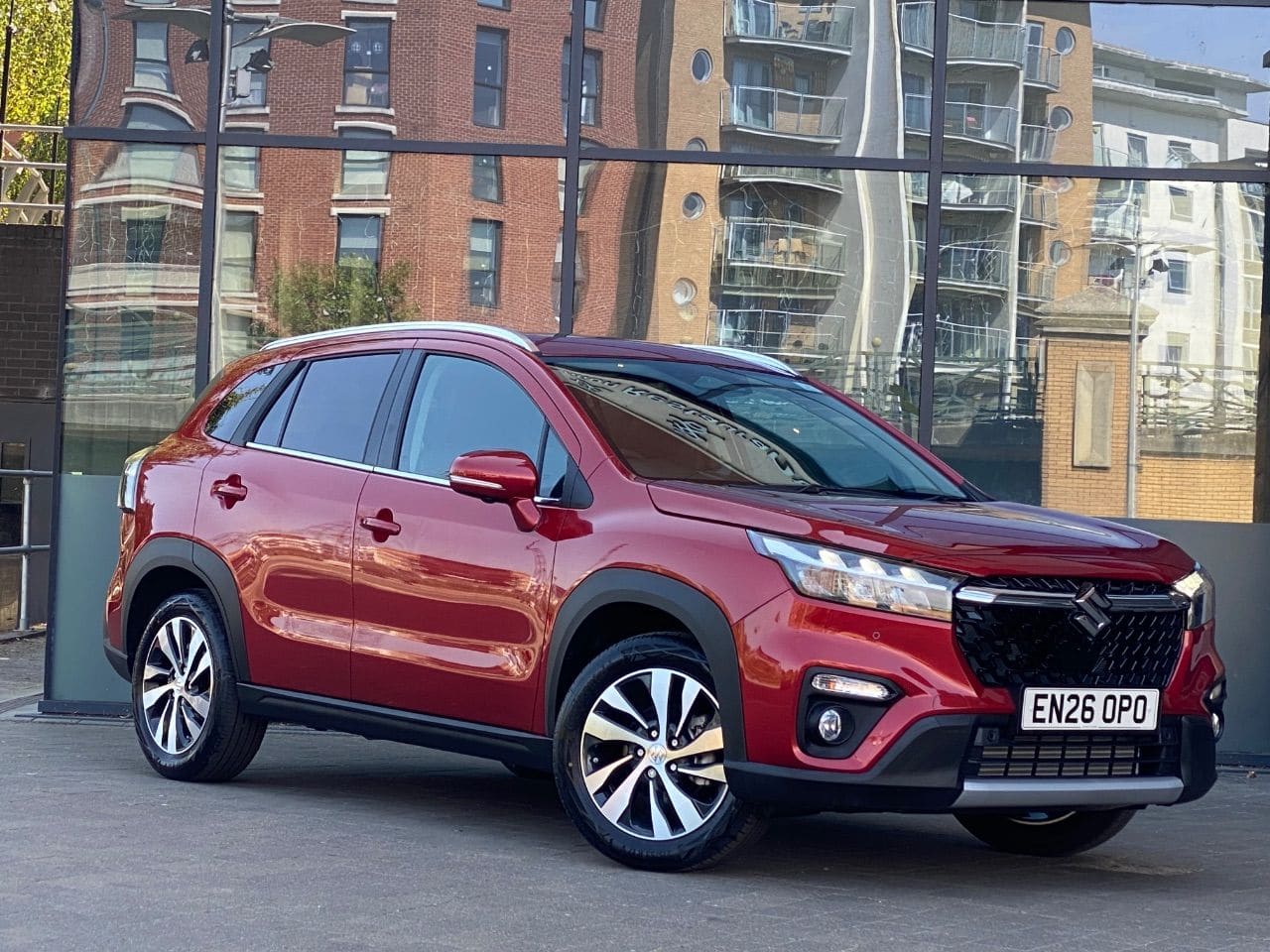 Suzuki S-Cross - image 1 of 40