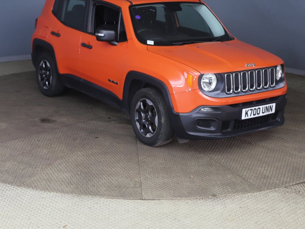 Jeep Renegade - image 1 of 10