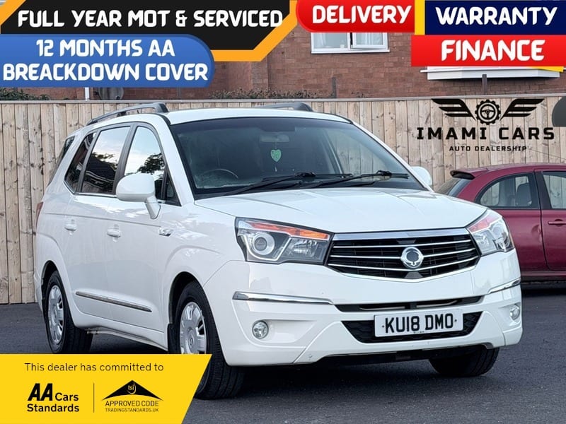 SsangYong Rodius - image 1 of 29