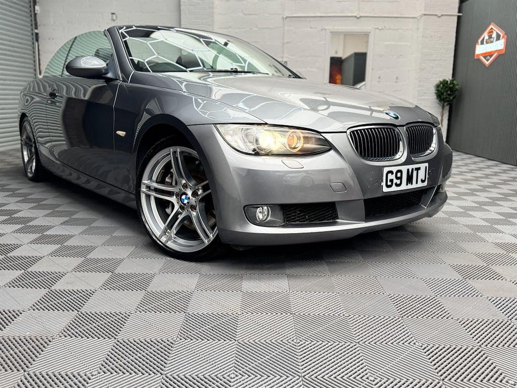 BMW 3 Series - image 1 of 35