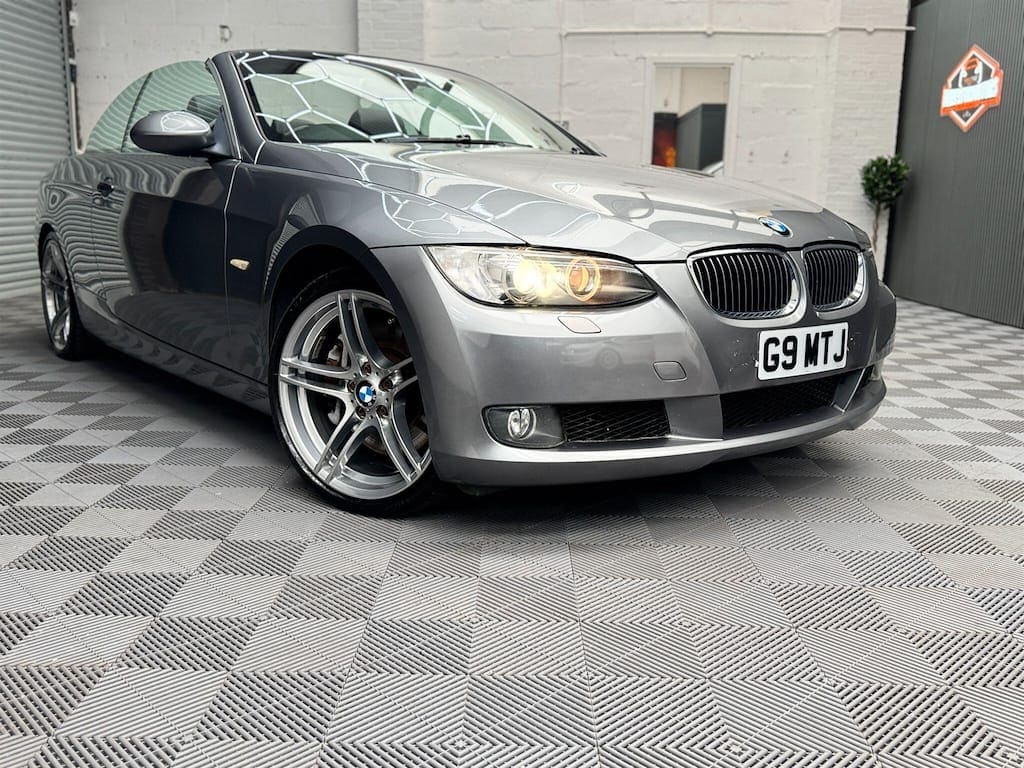 BMW 3 Series - image 1 of 35