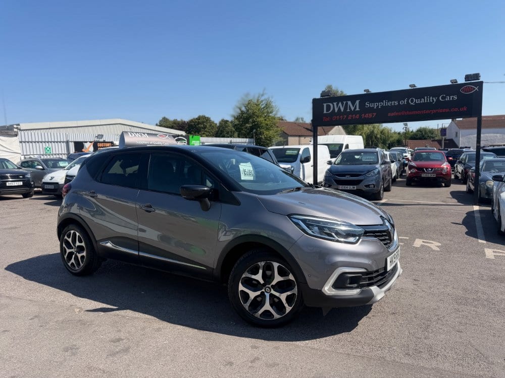 Renault Captur - image 1 of 15
