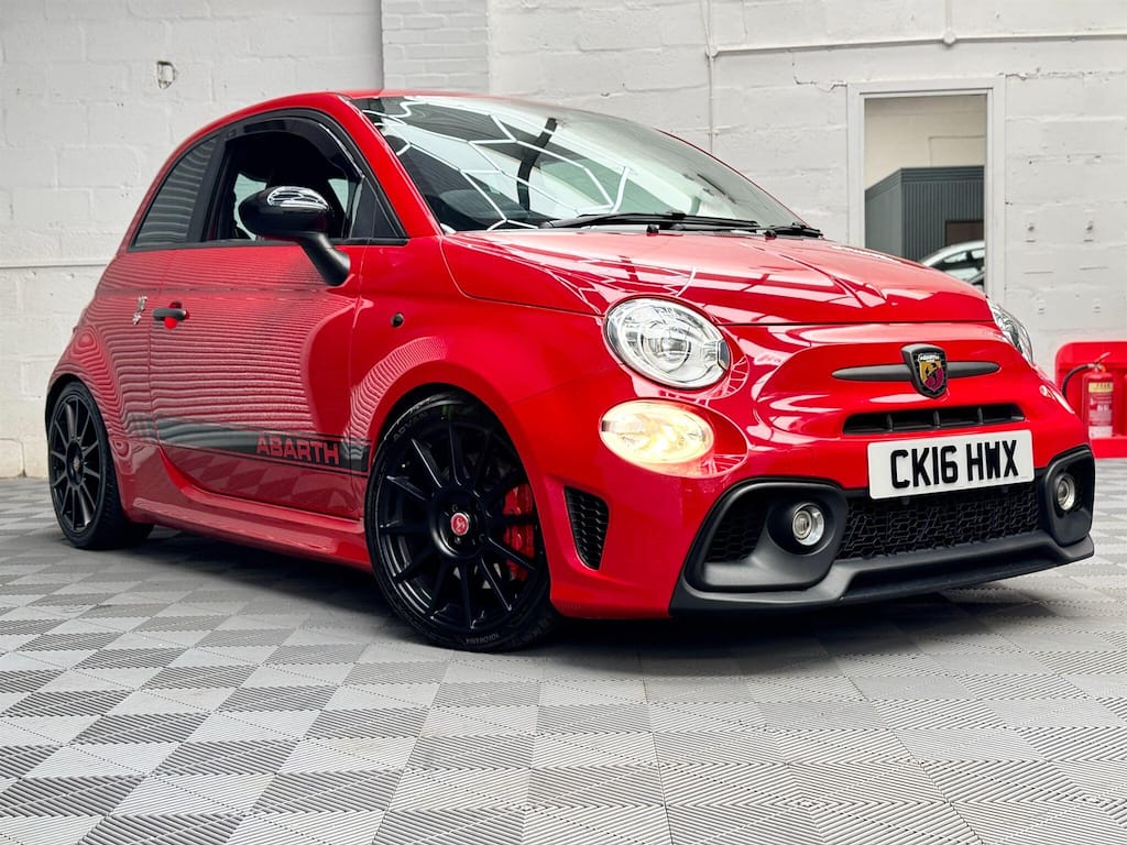 Abarth 595 - image 1 of 46