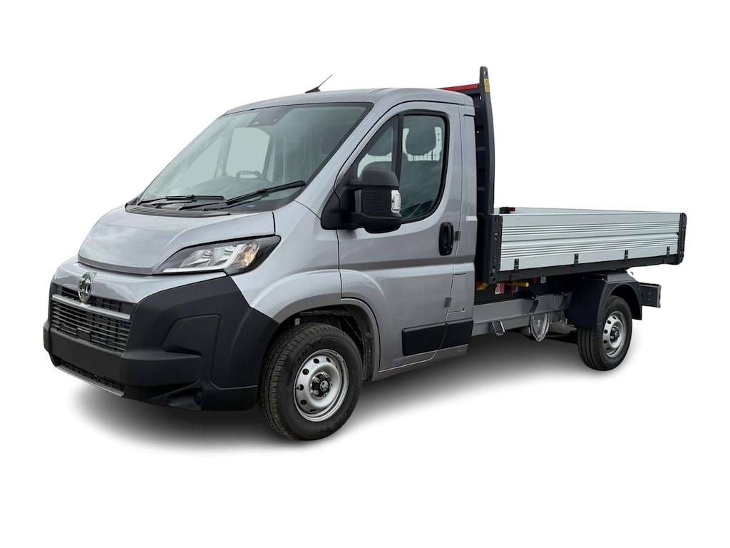 Vauxhall Movano - image 1 of 24