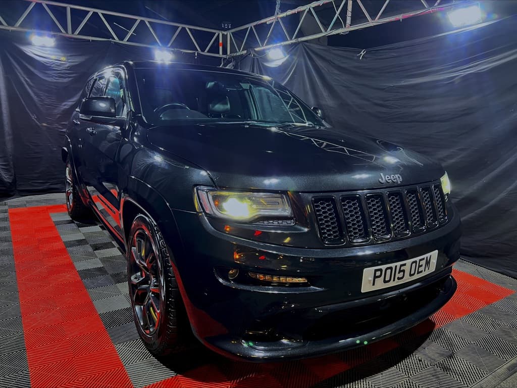 Jeep Grand Cherokee - image 1 of 20