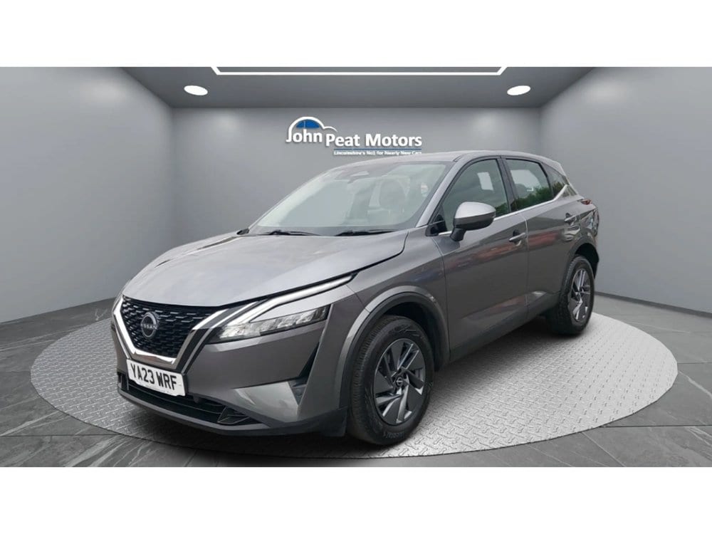 Nissan Qashqai - image 1 of 25