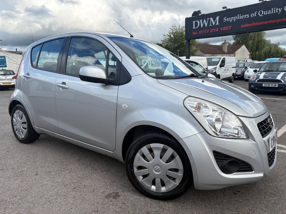 Suzuki Splash - image 1 of 15