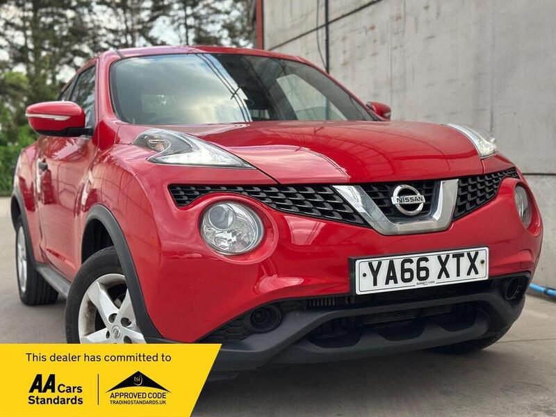 Nissan Juke - image 1 of 24